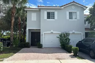 8700 Cypress Walk Ct, Tamarac, FL 33321 - Photo 1