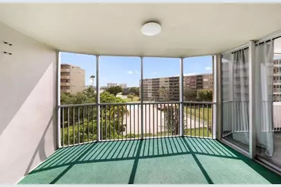 1750 NE 191st St, Unit #519, Miami, FL 33179 - Photo 1