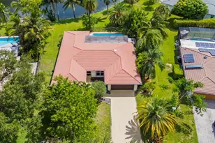 8592 NW 7th St, Coral Springs, FL 33071 - Photo 1