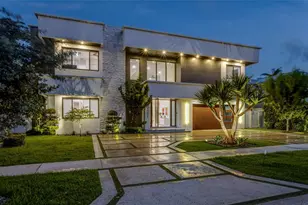 4921 NE 29th Ave, Lighthouse Point, FL 33064 - Photo 1