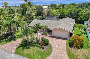 2200 NE 33rd St, Lighthouse Point, FL 33064 - Photo 1