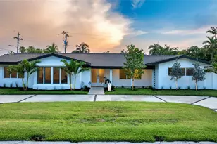 2625 NE 28th St, Fort Lauderdale, FL 33306 - Photo 1