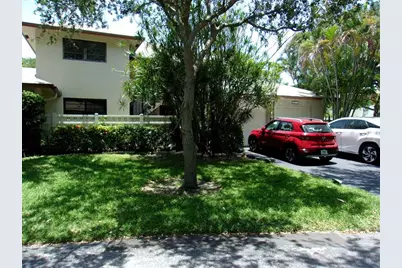 1779 NE 40th Pl, Unit #401, Pompano Beach, FL 33064 - Photo 1