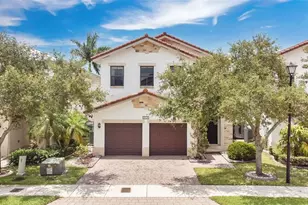 10574 NW 70th Ln, Doral, FL 33178 - Photo 1