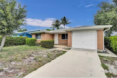 605 D Street, Lake Worth Beach, FL 33460 - Photo 1
