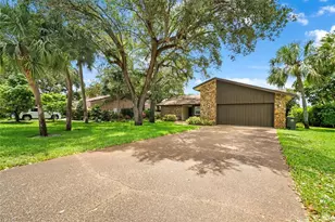 1260 NW 8th St, Boca Raton, FL 33486 - Photo 1