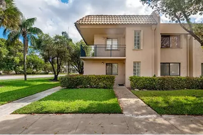 340  Racquet Club Rd, Unit #101, Weston, FL 33326 - Photo 1