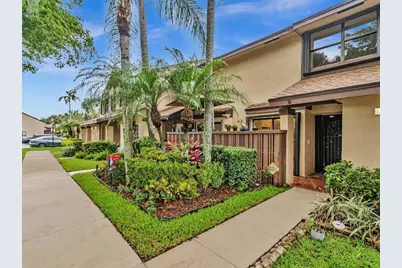 3950  Cocoplum Cir, Unit #D, Coconut Creek, FL 33063 - Photo 1