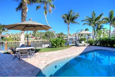 2761 NE 9th Ct, Pompano Beach, FL 33062 - Photo 1