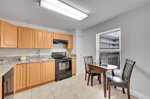 1402 NW 80th Ave, Margate, FL 33063 - Photo 1