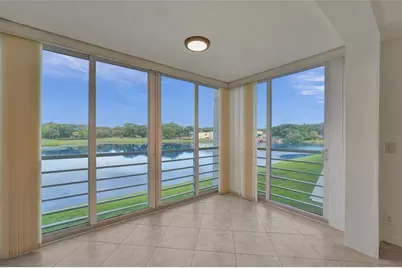 9450  Poinciana Pl, Unit #212, Davie, FL 33324 - Photo 1