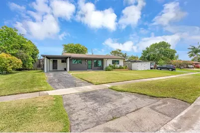 6275  Lakeshore Dr, Margate, FL 33063 - Photo 1