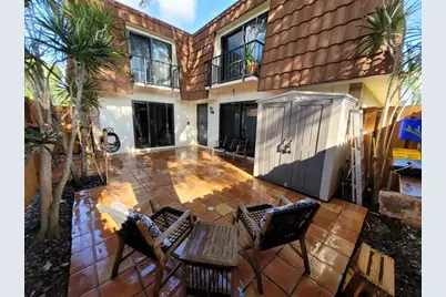 3210  Spanish Wells Dr, Unit #27A, Delray Beach, FL 33445 - Photo 1