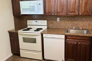 5535 Lakewood Cir Unit, Pompano Beach, FL 33063 - Photo 1