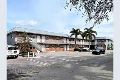 853 SE 4th Ct, Unit #18, Deerfield Beach, FL 33441 - Photo 1