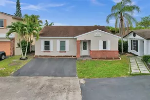 781 W Beckley Square, Davie, FL 33325 - Photo 1