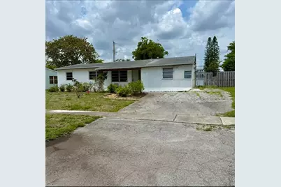 1437 SW 1st Ave, Deerfield Beach, FL 33441 - Photo 1