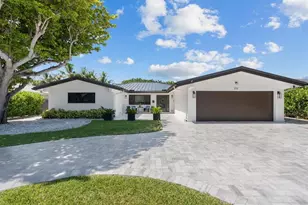 272 Codrington Dr, Lauderdale by the Sea, FL 33308 - Photo 1