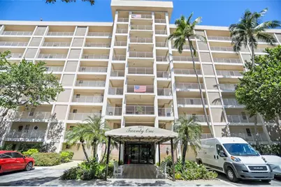 2661 S Course Drive #603, Pompano Beach, FL 33069 - Photo 1