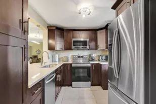 401 SE 3rd St, Dania Beach, FL 33004 - Photo 1