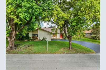 648 NW 100th Ln, Coral Springs, FL 33071 - Photo 1