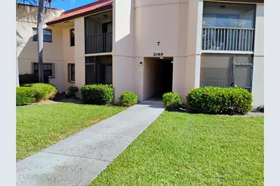 2069 NE Collins Cir, Unit #7-1, Jensen Beach, FL 34957 - Photo 1