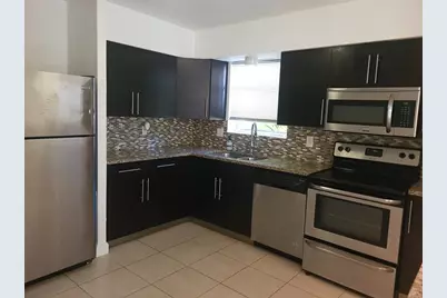 2500 SW 18th Ter, Unit #5, Fort Lauderdale, FL 33315 - Photo 1