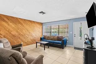 2741 NE 8th Ave, Pompano Beach, FL 33064 - Photo 1