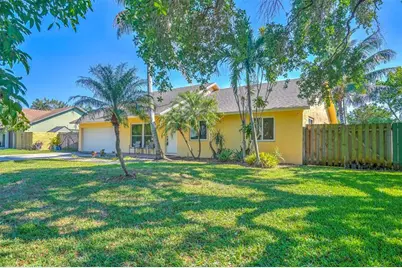 1386  Fulmar Dr, Delray Beach, FL 33444 - Photo 1