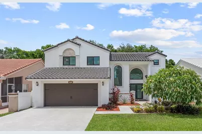 10037  Country Brook Rd, Boca Raton, FL 33428 - Photo 1