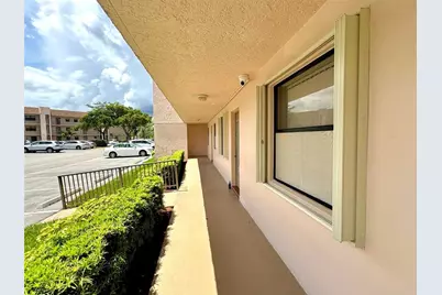 10434  Sunrise Lakes Blvd, Unit #110, Sunrise, FL 33322 - Photo 1