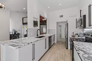 1089 NW 13th St, Boca Raton, FL 33486 - Photo 1