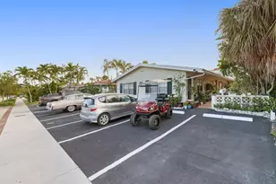 4649 Bougainvilla Dr, Fort Lauderdale, FL 33308 - Photo 1