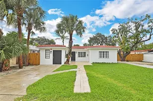 831 SE 14th St, Fort Lauderdale, FL 33316 - Photo 1