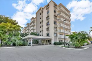 1831 NE 38th St, Oakland Park, FL 33308 - Photo 1