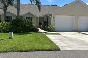 537 6th St, Vero Beach, FL 32962 - Photo 1