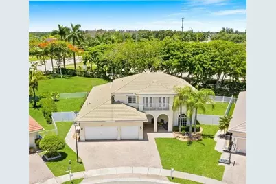 6893 SW 194th Avenue, Pembroke Pines, FL 33332 - Photo 1