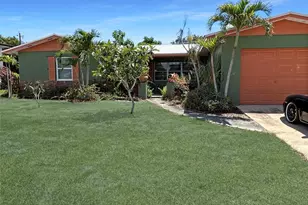 1533 NE 24th St, Jensen Beach, FL 34957 - Photo 1