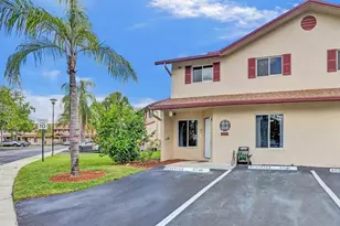 9749 NW 37th St, Sunrise, FL 33351 - Photo 1