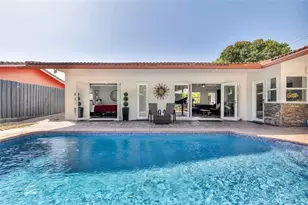 1833 NE 46th St, Fort Lauderdale, FL 33308 - Photo 1