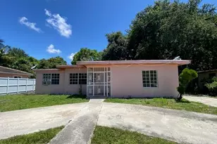 755 NE 140th St, North Miami, FL 33161 - Photo 1