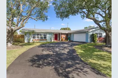 726  10th Ct, Vero Beach, FL 32962 - Photo 1