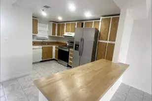 3001 W Rolling Hills Cir, Davie, FL 33328 - Photo 1