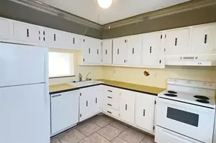 4270 NW 40th St, Lauderdale Lakes, FL 33319 - Photo 1