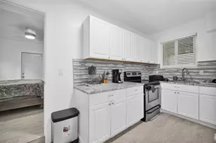 201 SE 23rd St, Fort Lauderdale, FL 33316 - Photo 1