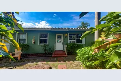302 SW 15th Street #2, Dania Beach, FL 33004 - Photo 1