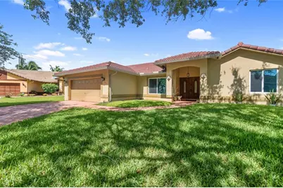 5392 SW 11th St, Plantation, FL 33317 - Photo 1