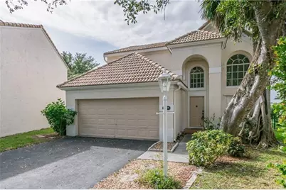 7722  Hibiscus Ln, Coral Springs, FL 33065 - Photo 1