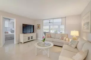 15 Willowbrook Ln, Delray Beach, FL 33446 - Photo 1