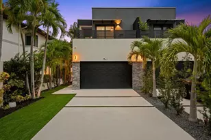 811 SW 10th St, Fort Lauderdale, FL 33315 - Photo 1